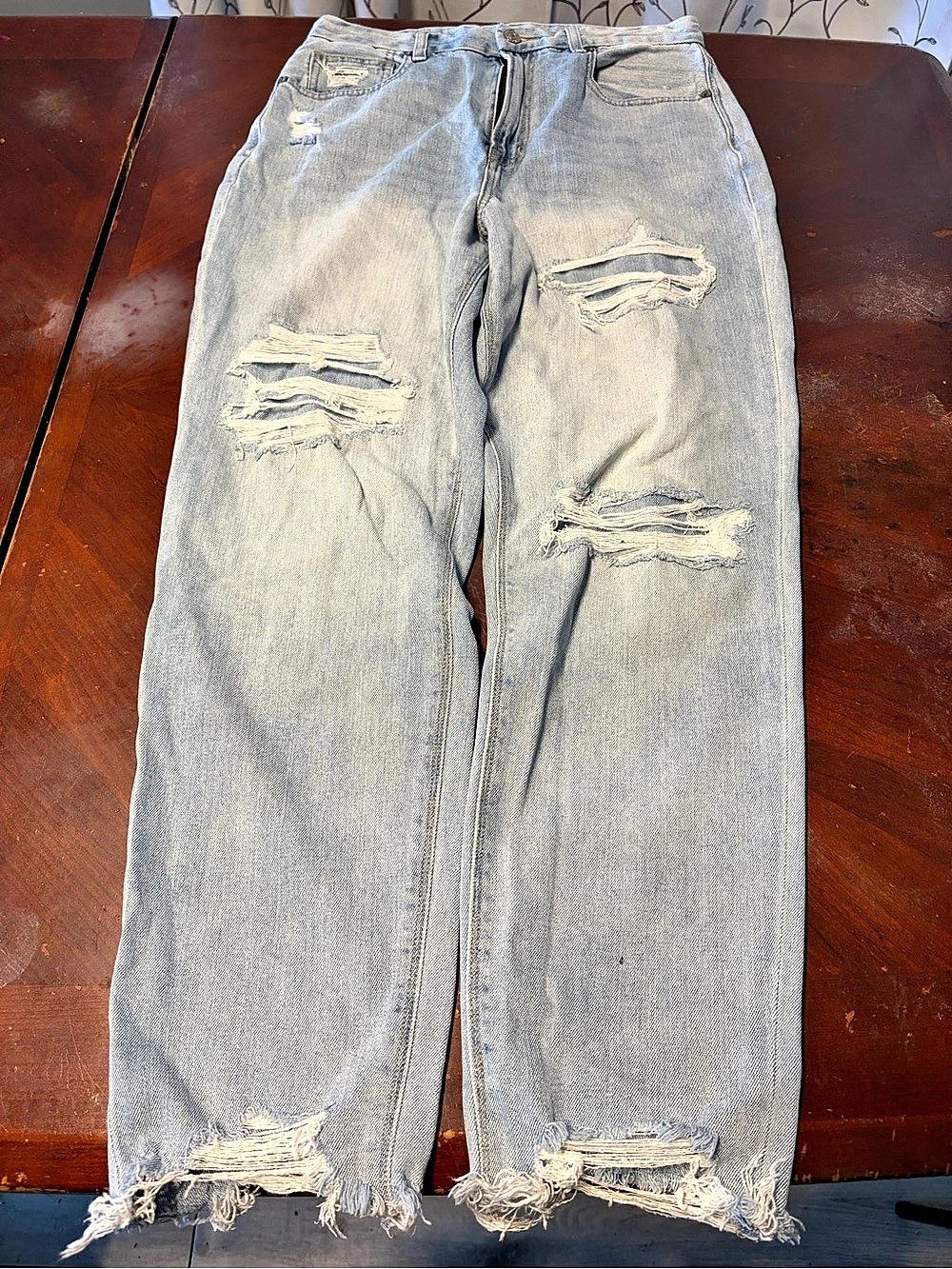 American Eagle Curvy Mom Jean Distressed Blue Jeans Waist 6